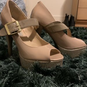 High heel shoes/ Stilettos